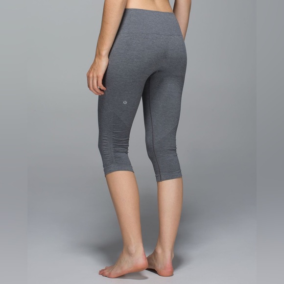 Lululemon Athletica Gray In the Flow Crop II Seamless Athletic Leggings size 4 - Picture 3 of 14